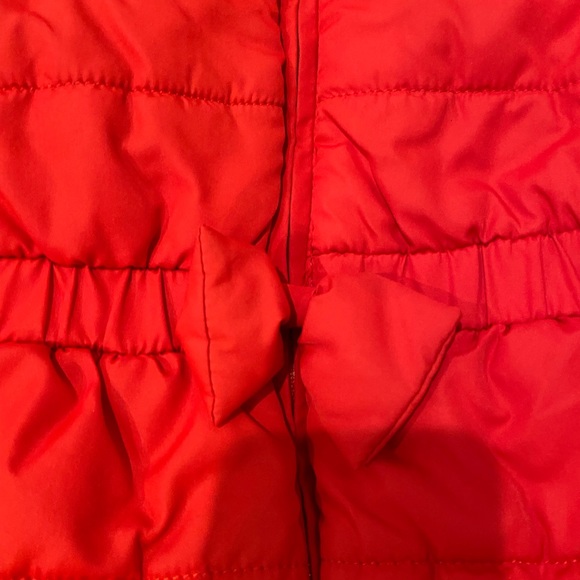 Red warm outwear - Picture 7 of 7